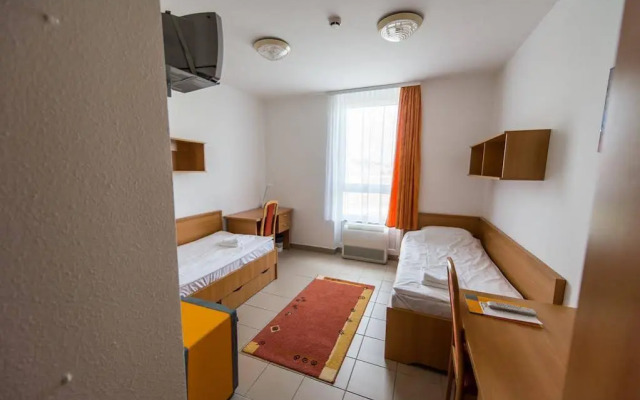Campus Hotel