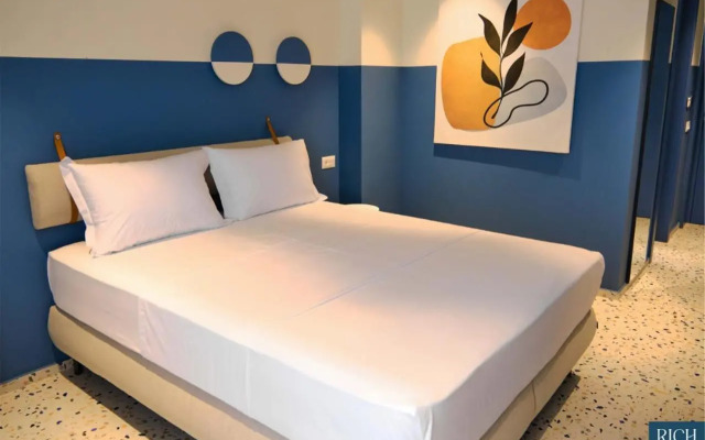 Rich Boutique Hotel