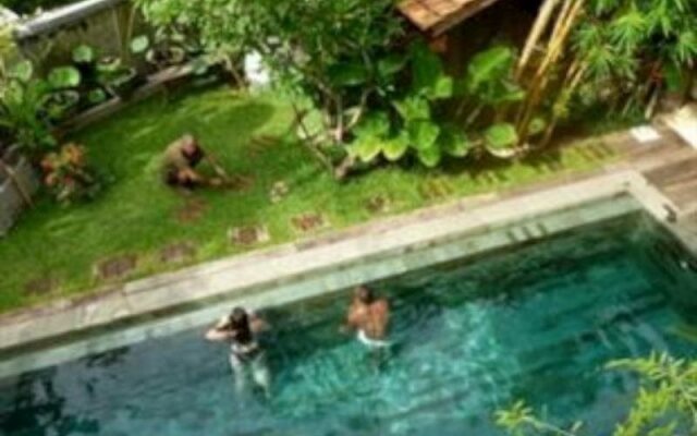 Balihomeholiday Mesui