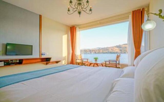 Floral Hotel Dali Erhai Luke Jinsuo Island Seaview