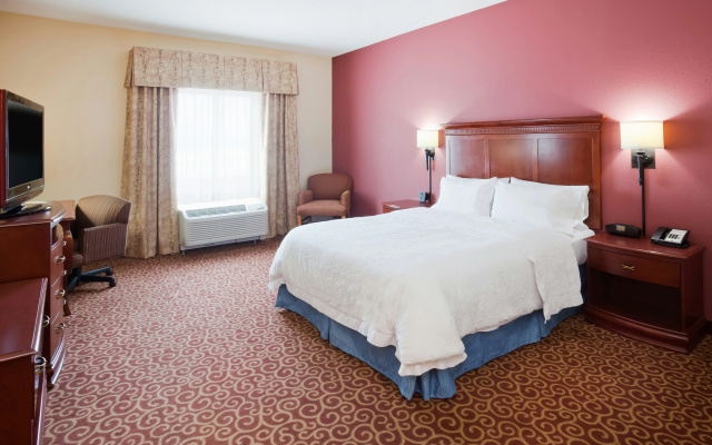 Hampton Inn Fairmont