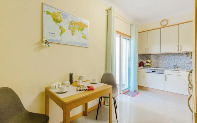 Sea view Apartment with 2 huge Terraces & Swimming pools