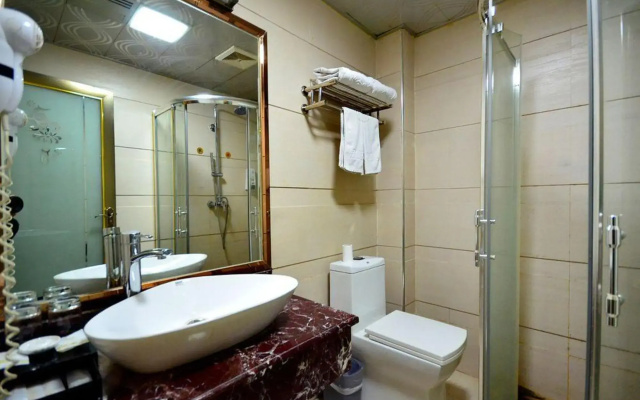 Hancheng Diamond Hotel