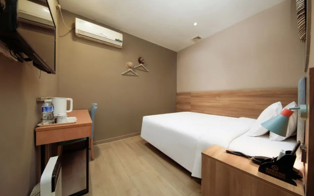 Pebble Motel (Changzhou Xinbei Wanda Plaza Railway Station)