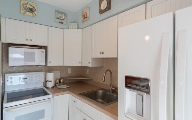 Seabreeze 2 Bedroom Home by Redawning