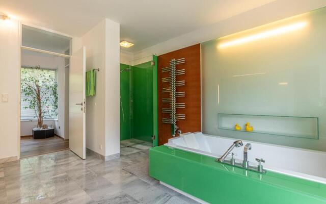 Ferienhaus Bergpanorama mit Sauna & großem Garten