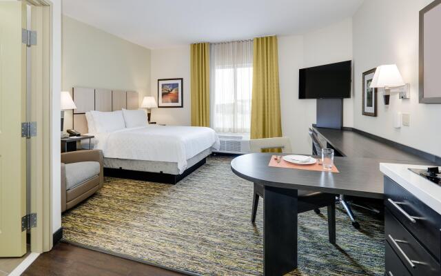 Candlewood Suites Dallas NW - Farmers Branch by IHG