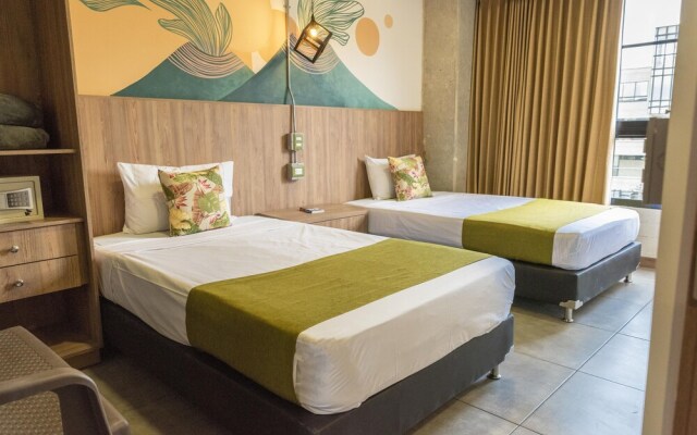 Los Patios Hostel