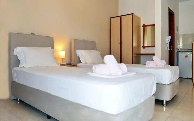 Marina Hotel