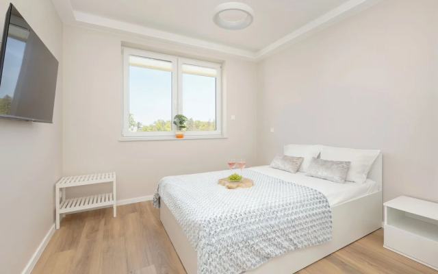 Morska Apartment With Spa by Renters