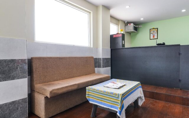 B Hotel by OYO Rooms