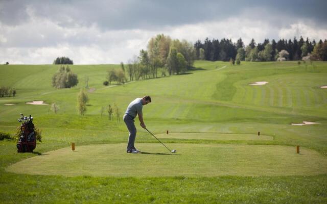 Grund Resort Golf & Ski