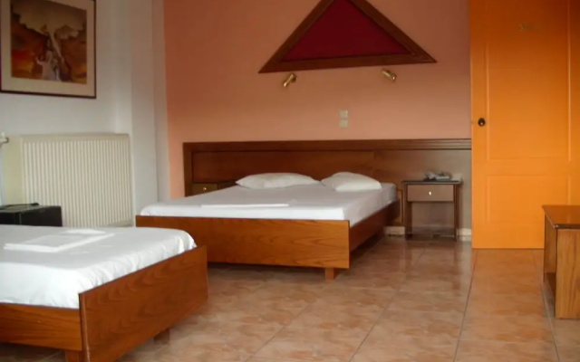 Aiolos Hotel