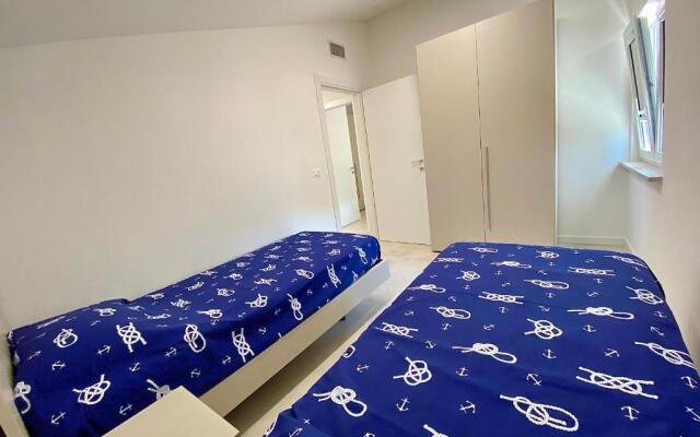 EM Apartments