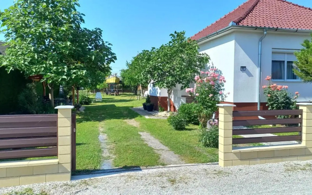 Zámor Nyaraló