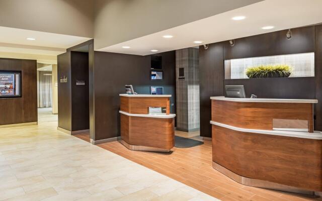 Courtyard By Marriott Danbury