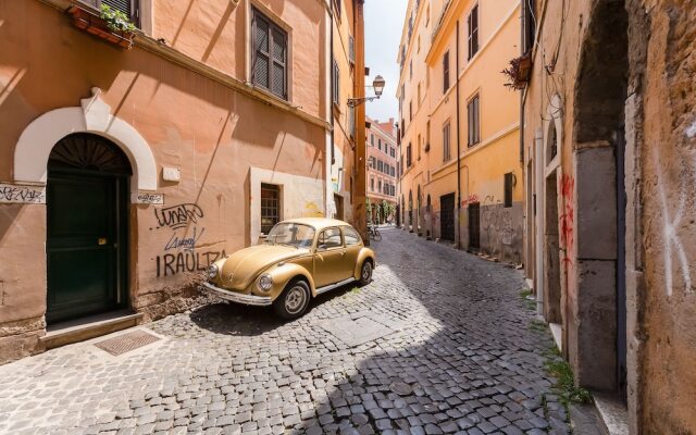 Romantic House in Trastevere