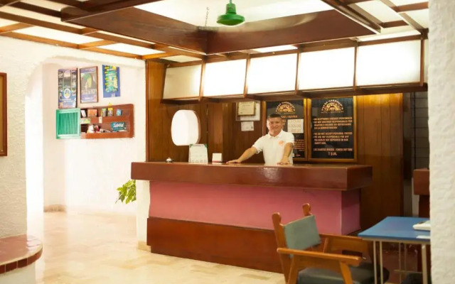 Hotel Plaza Carrillo's