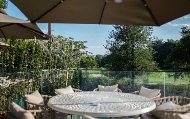 Xishuangbanna Jinghong No.1 Mansion (Splashing Square)