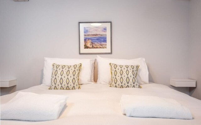 The Garden House, Free Parking, Central