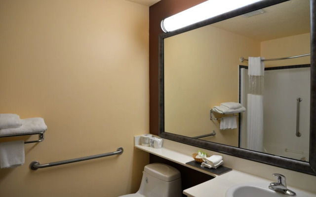 Travelodge by Wyndham Valleyview AB