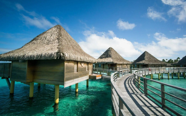 Hotel Kia Ora Resort & Spa