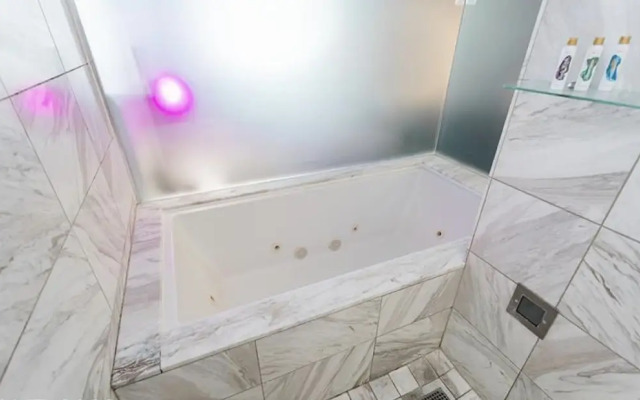 Palms Place Vacation Suites Collection