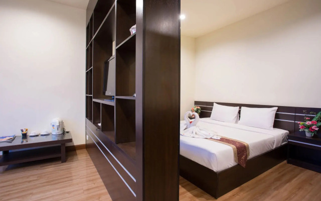 Tharakiree Place Hotel