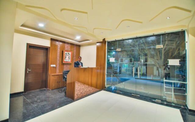 Hotel Heera Emerald