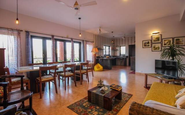 OYO 10871 Home Luxurious 3BHK Dona Paula