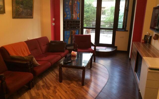 Yerevan center apartment 5A