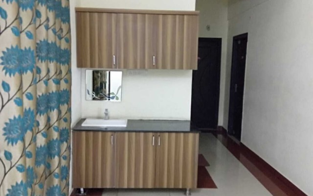 Iroomz Lotus Grand