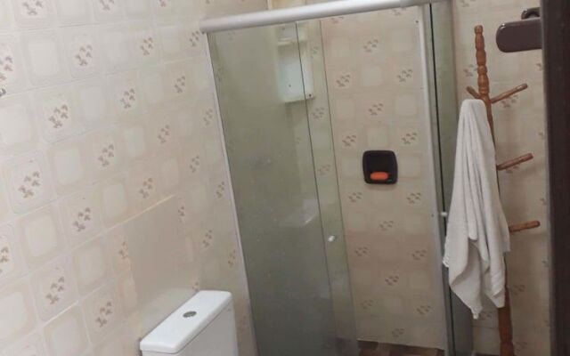 Candeeiro Hostel & Café