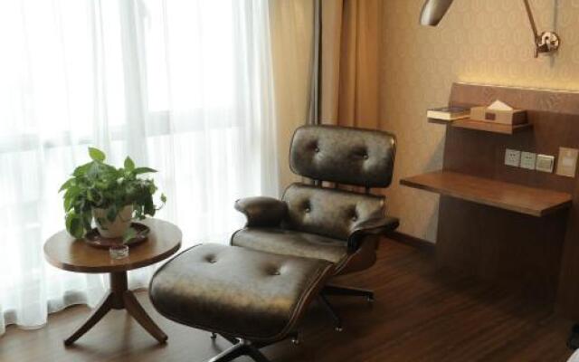 Wanfei Hotel (Longjiang Convention and Exhibition Center, Shunde, Foshan)