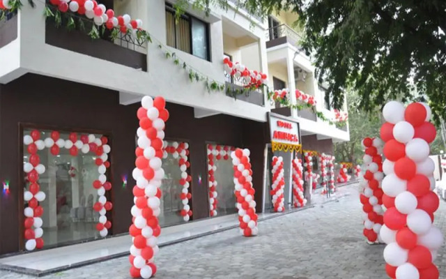 OYO 16880 Hotel Ambica