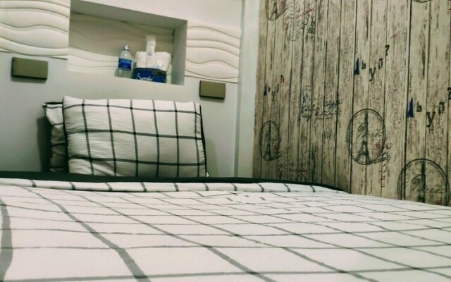 Thong Nho Oi Hostel