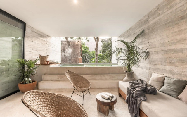 TOTALLY PRIVATE POOL AND TERRACE @ La Veleta D4