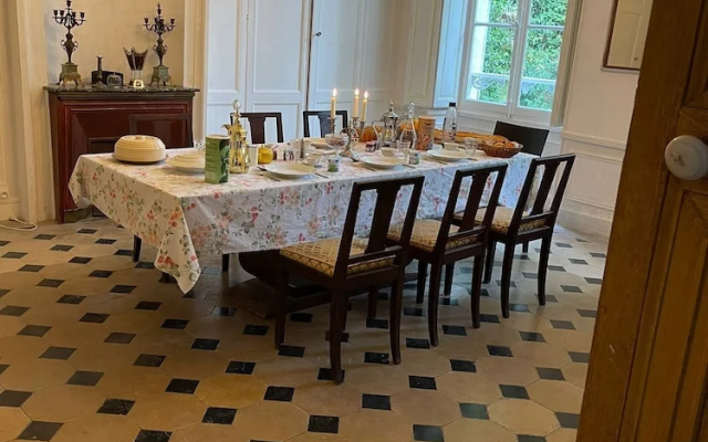Yxie - Manoir Des Arts