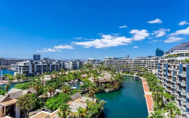 The Marina Family Penthouse - 704