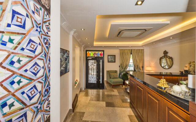 Four Doors Hotel