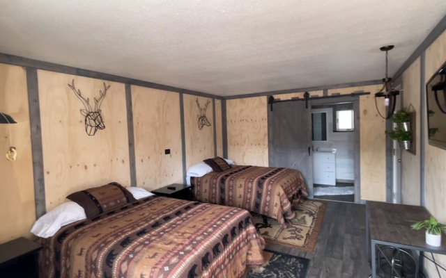 Tecumseh Inn and Suites