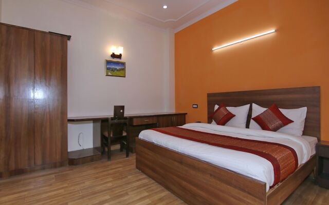 OYO 13051 Shanti Villa