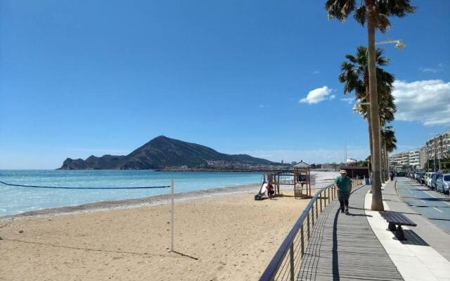 50 Meters to Beach! AC - Wifi -Near City Center