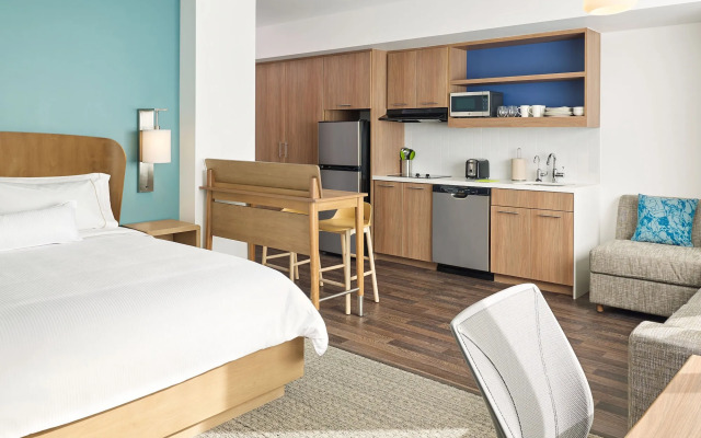 Element Spring Valley