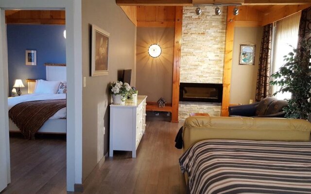 Duck Pond Bed & Breakfast Cottage