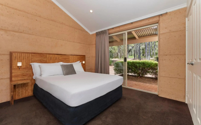 Eight Willows Retreat