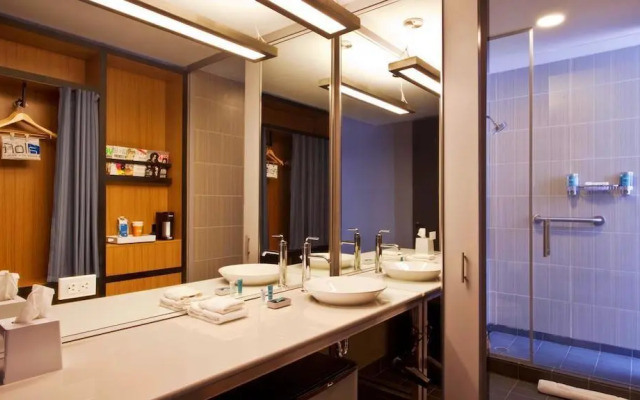 Aloft Frisco