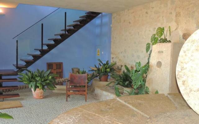 Villa in Consell With Private Pool, air Conditioning and Wifi