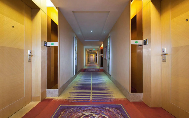 Vienna Hotel Shajing