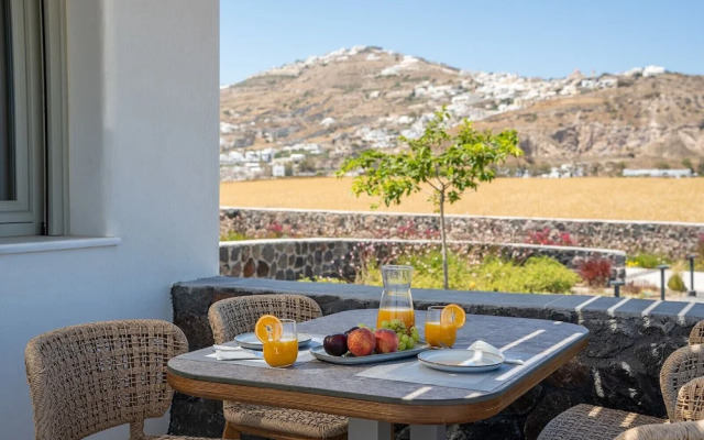 Platies Luxury Apartments Santorini